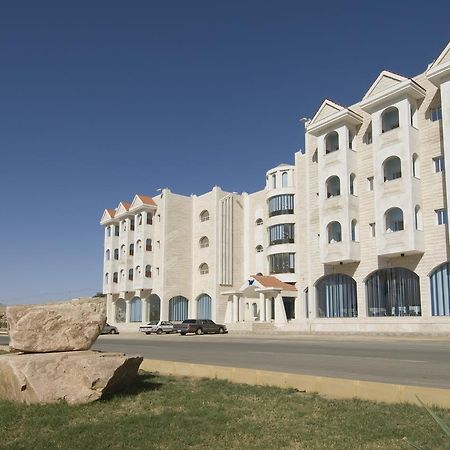 Wajh Beach Hotel Ал Ула Екстериор снимка